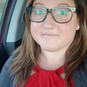 Meet your Posher, Alee